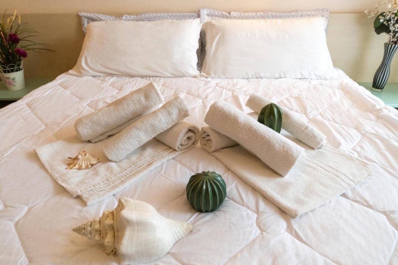 Hotel Cristina Hospitality Centrale (Adults Only) リッチョーネ エクステリア 写真